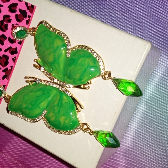 Rare HTF Betsey Johnson Sparkling Rhinestone Butterfly Earrings - Picture 3 of 4